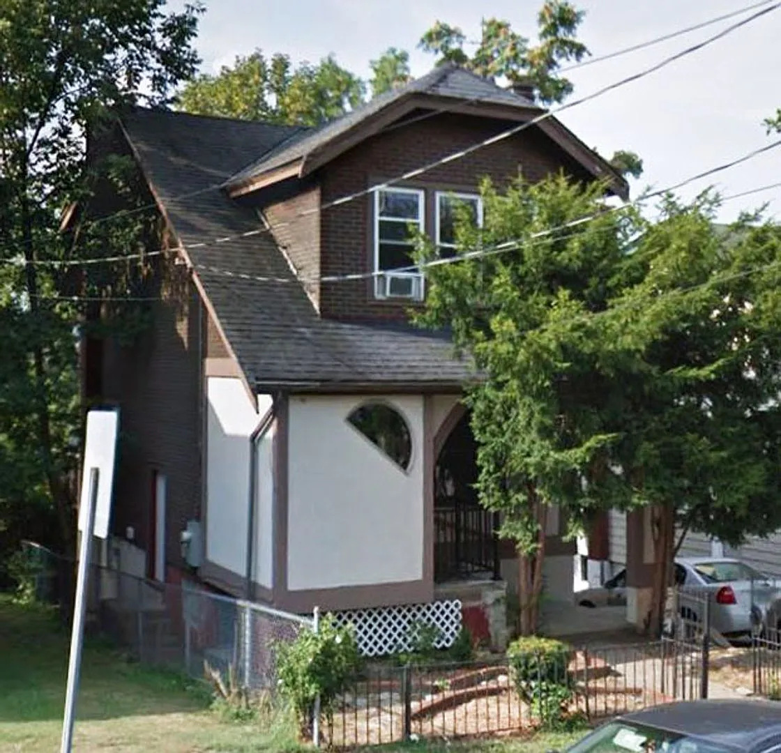 4 bed, 2.0 bath, $2,995 — Photo 1