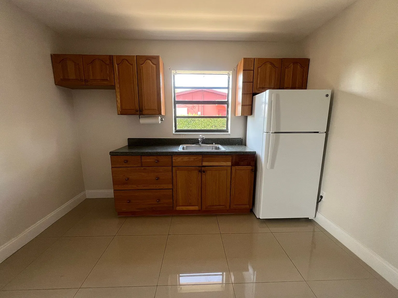 4501 SW 104th Ct — Photo 4