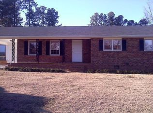 5008 Willow Dr, Boiling Springs, SC 29316