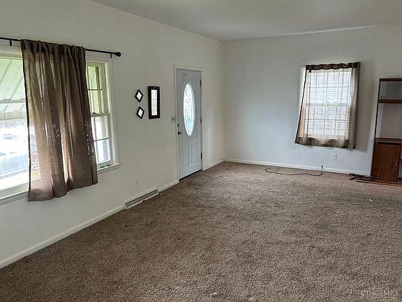 4th image of 815 Prytania Ave