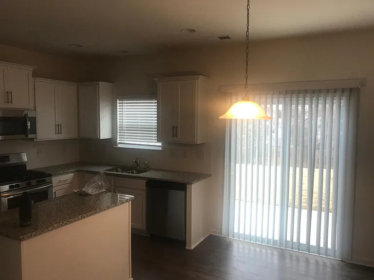 157 King William Dr — Photo 16