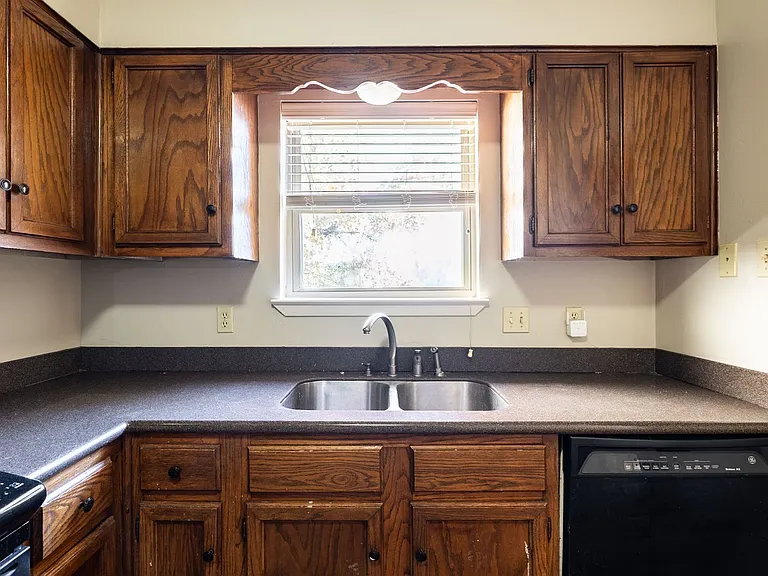 34 Edgehill Cv — Photo 7