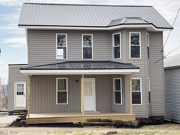 4th image of 102 W Millersburg St