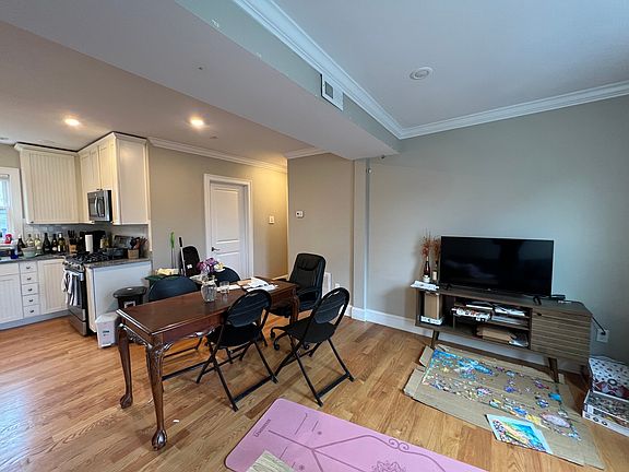 3rd image of 183 River St #4