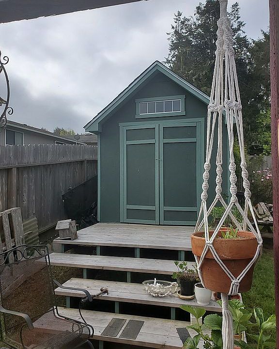 1st image of 2440 Bayview Ln