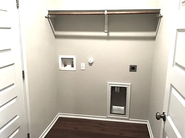8005 Turnberry Ln — Photo 17