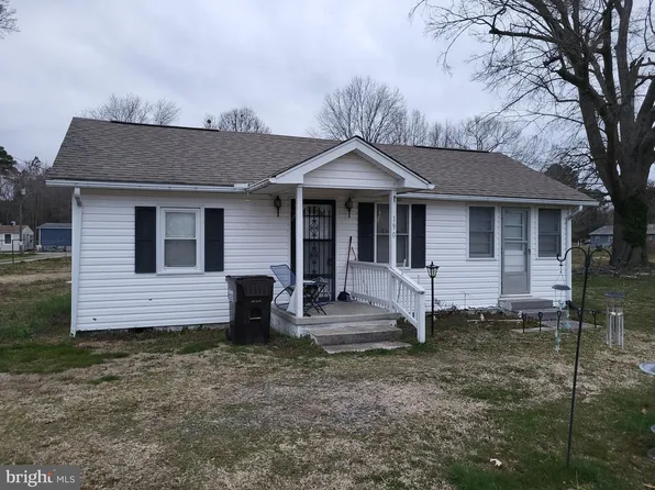 190 Chatham Village Rd, Montross, VA 22520