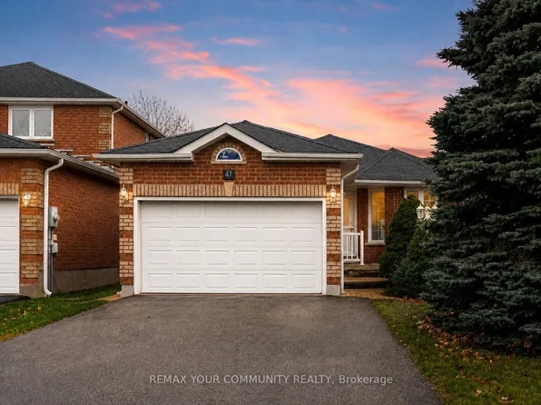 47 McVeigh Dr, Barrie, ON L4N 7E4