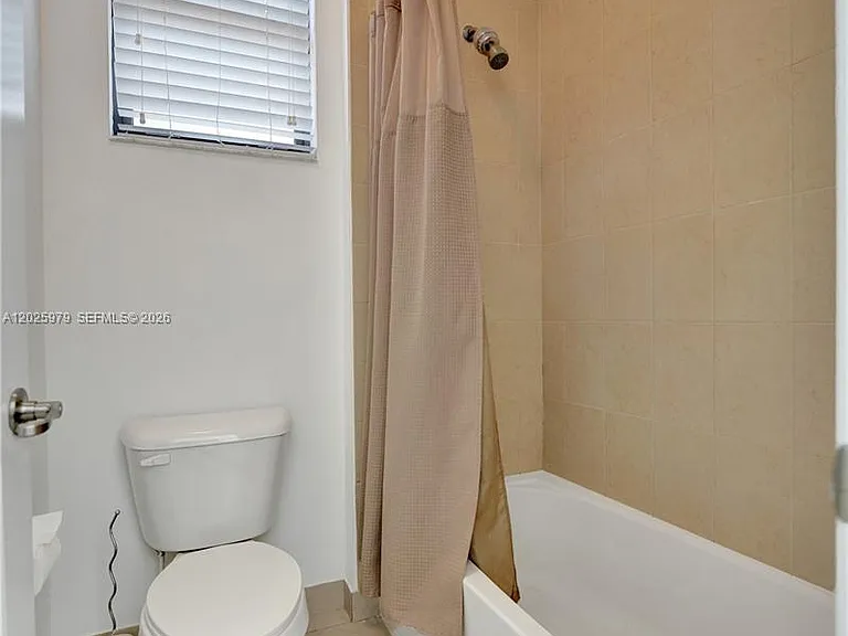 650 NE 191st Ter — Photo 58