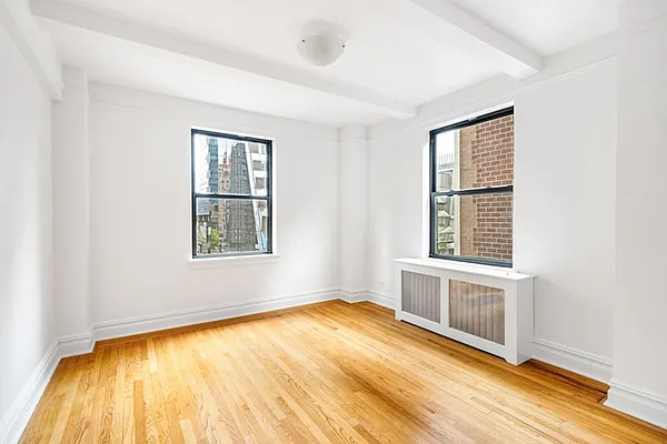 Rented by Brown Harris Stevens | media 18