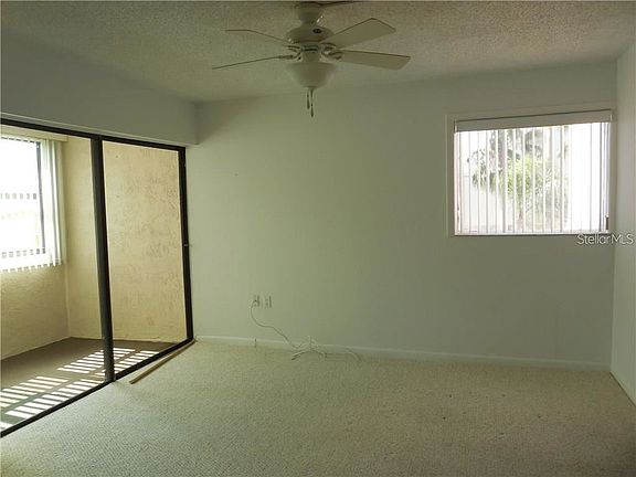 4th image of 1 Windrush Blvd APT 28