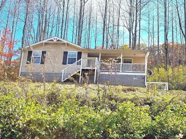 1776 Cave Springs Rd, Dryden, VA 24243