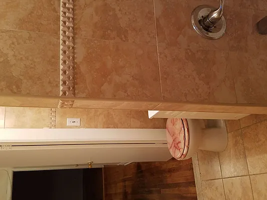 Rented by Max & Associates Realty Corp | media 15