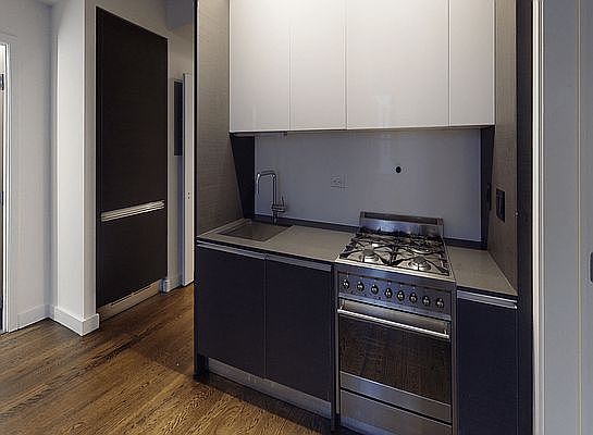 5th image of 666 W End Ave #15CD