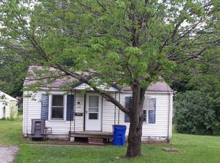 2580 E Olive St, Decatur, IL 62526