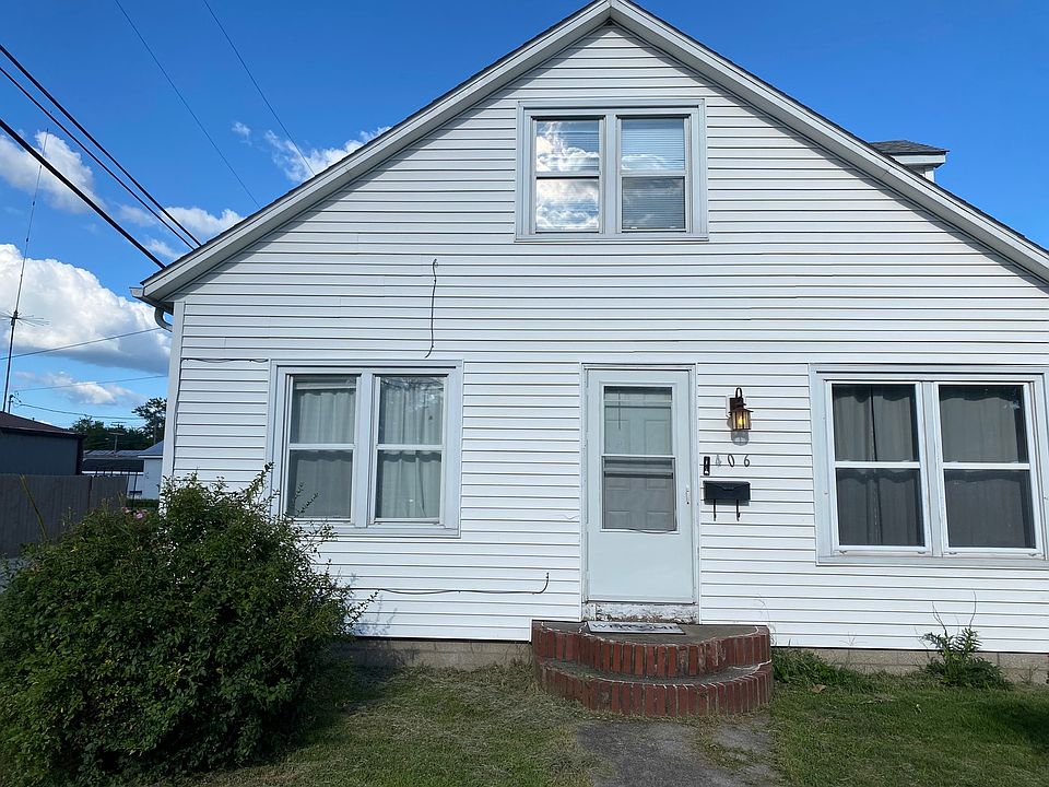 1st image of 406 S Douglas St