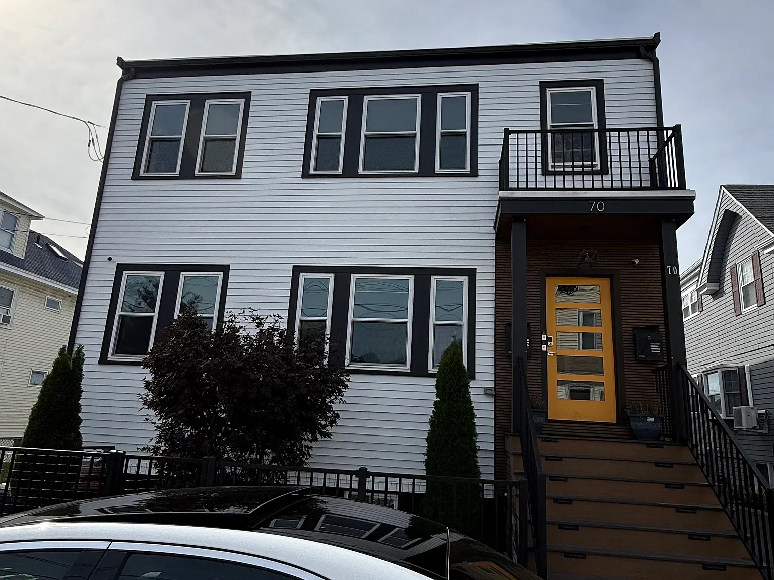 3 bed, 1100 sqft, $3,250 — Photo 1