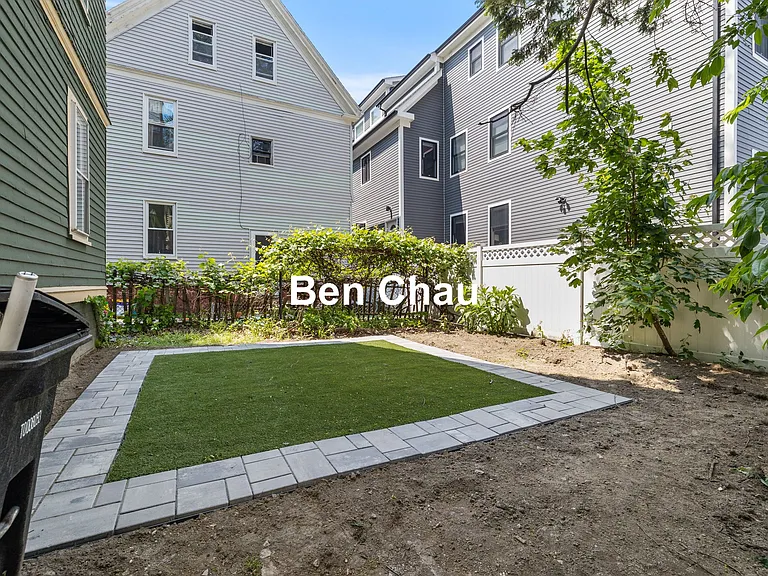 57 Hawthorne St #2B — Photo 16