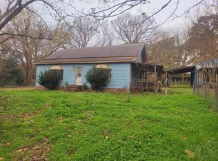 221 Front St, Palestine, TX 75803