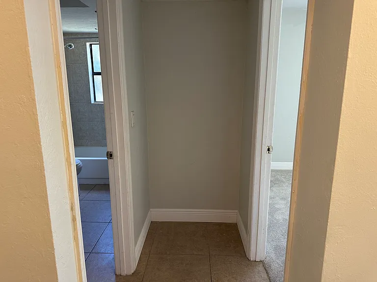 Parkside Dr — Photo 13