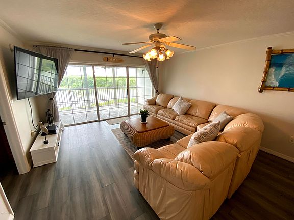 3rd image of 580 S Brevard Ave APT 832