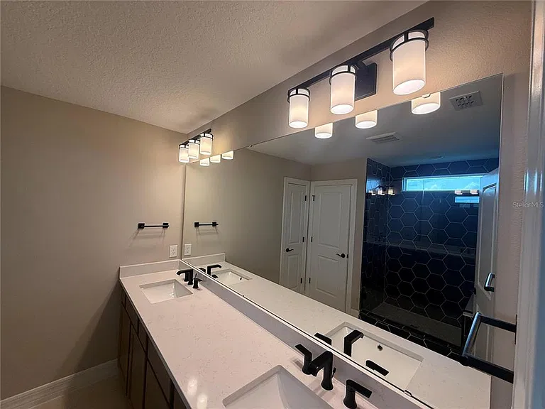 455 Winter Grove Blvd — Photo 37