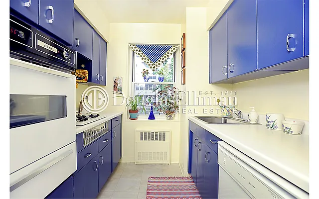 Sold by Douglas Elliman | media 3