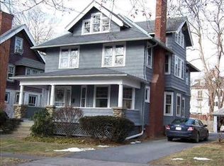 21 Crescent Rd, Poughkeepsie, NY 12601