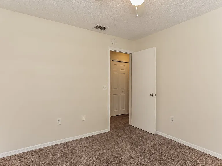 12744 Ashbrook Cir W — Photo 13