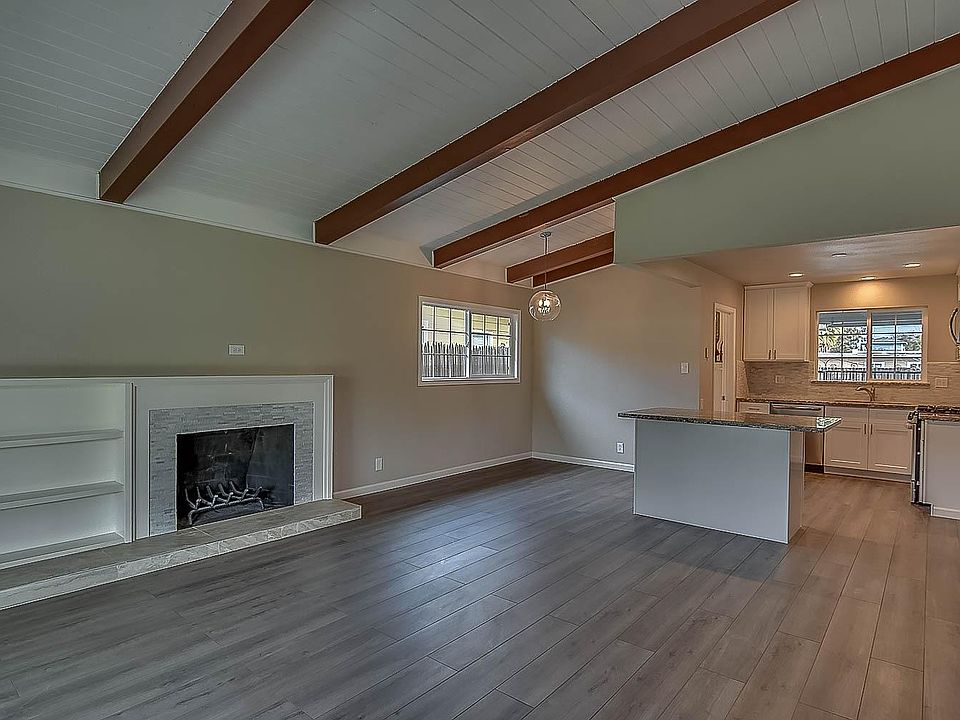 1st image of 6503 N Williamsburg Pl