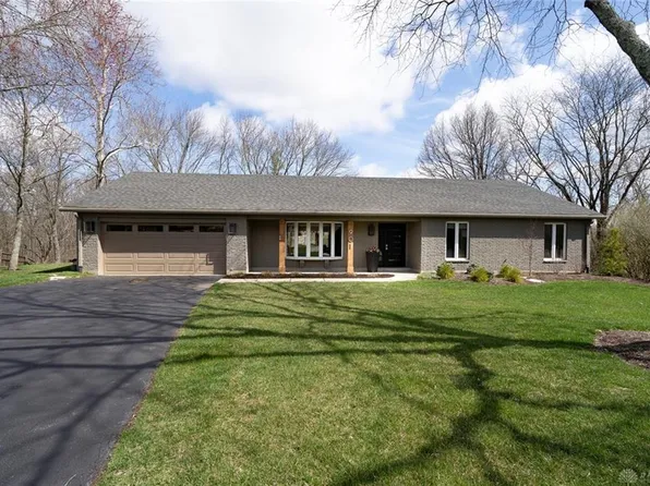 901 Cedar Creek Cir, Dayton, OH 45459