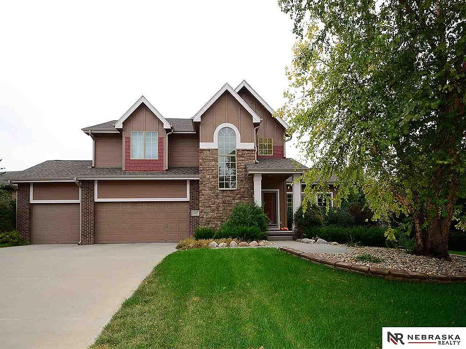 1st image of 5317 S 165th St