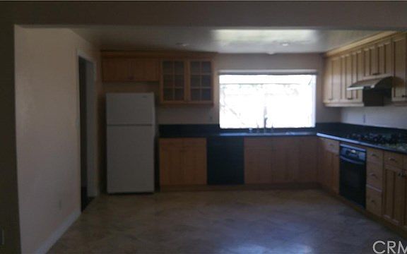 5th image of 10301 Parkview Ave