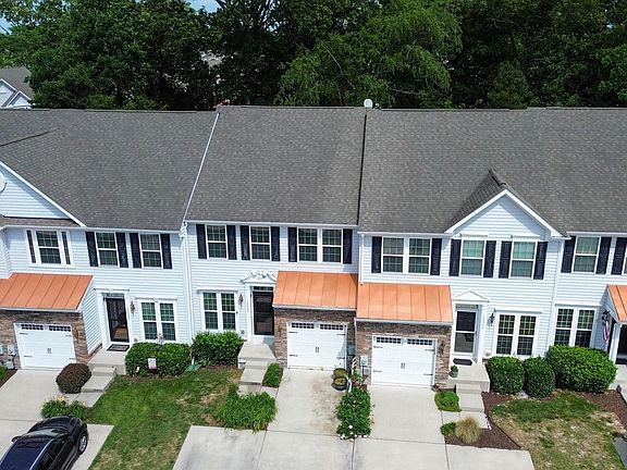 3rd image of 10020 Iron Pointe Dr #9D