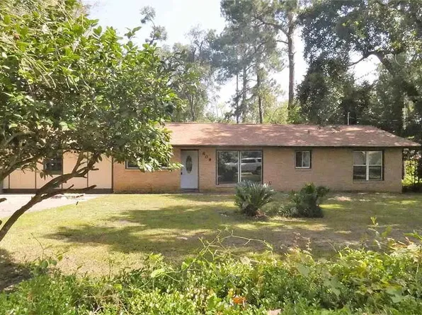 808 N Main St, Kirbyville, TX 75956