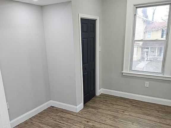 5th image of 608 Homestead St #D