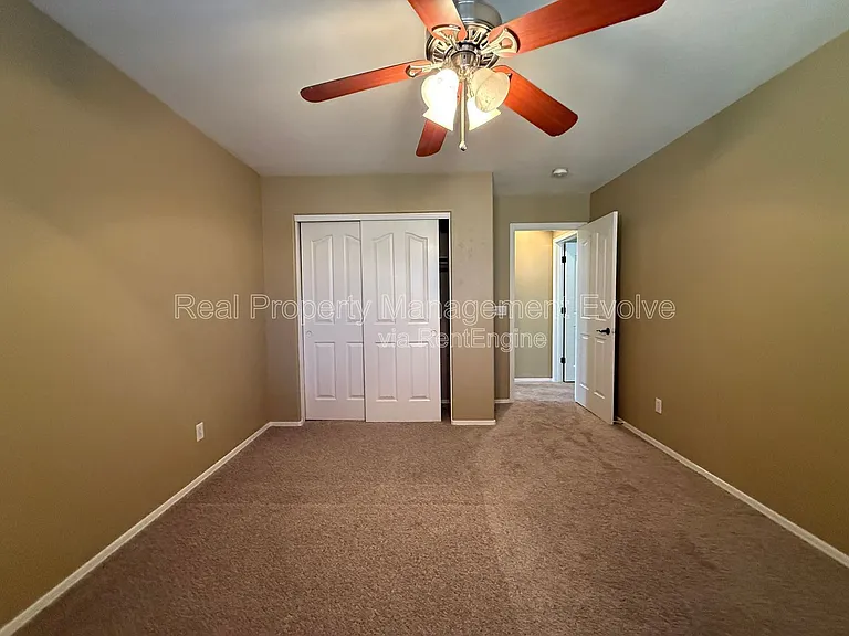 8014 W Pima St — Photo 28