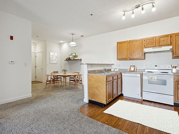 Oxford - 1 Bed / 1 Bath - 922 Sq.Ft.