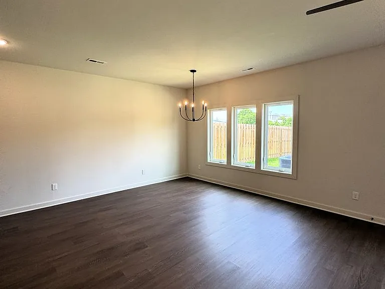 2508 Freeman Rd SW — Photo 10