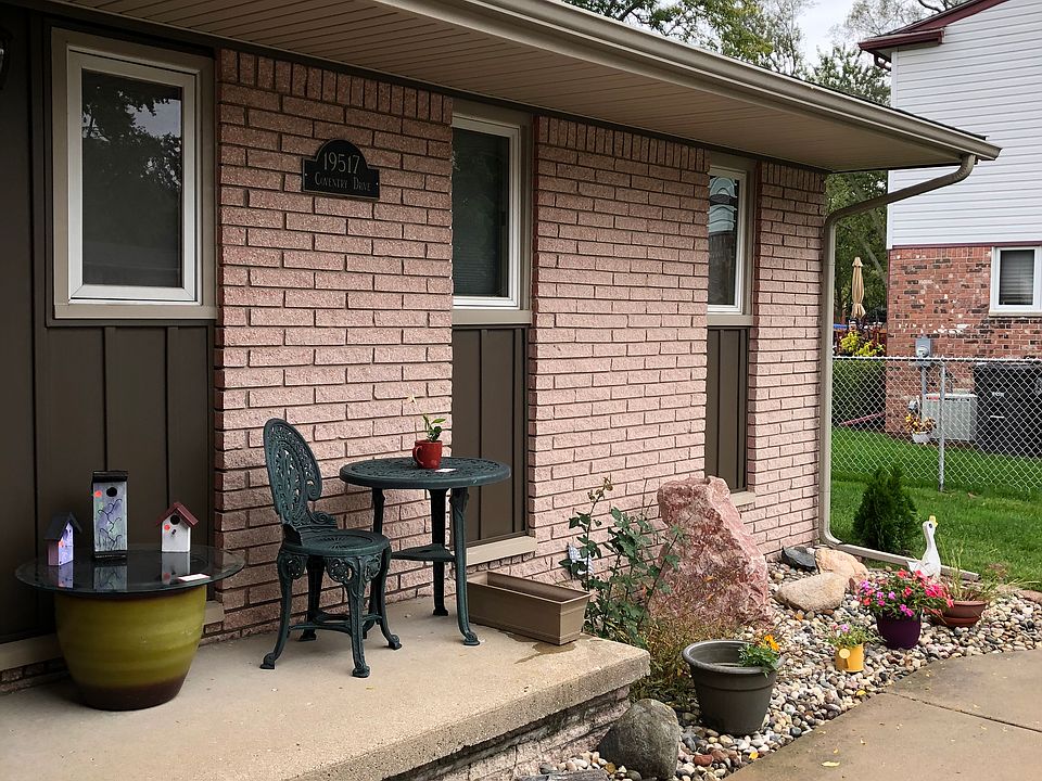1st image of 19517 Coventry Dr