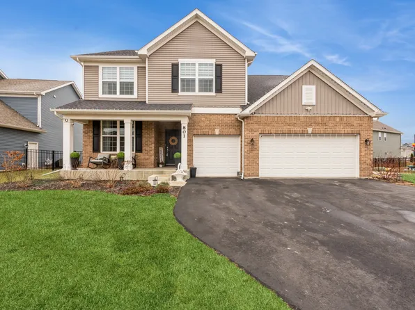 801 Treeline Dr, Algonquin, IL 60102