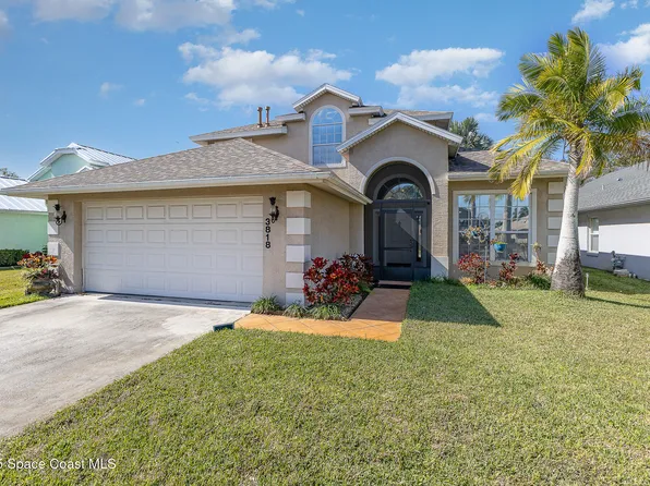 3818 Saint Armens Cir, Melbourne, FL 32934