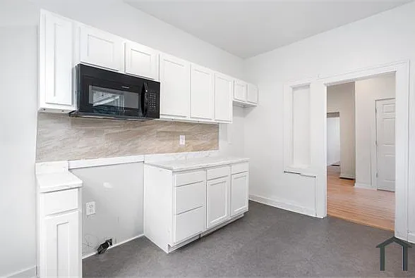 3 bed, 1200 sqft, $1,600 — Photo 2