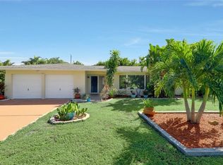 5221 Elm Ct, Cape Coral, FL 33904