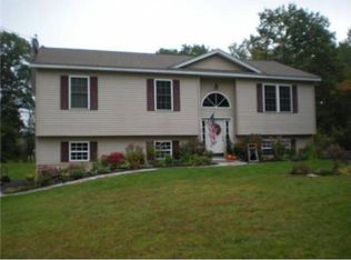 936 Finson Rd, Bangor, ME 04401