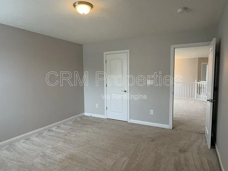 6311 Burgin Dr — Photo 31