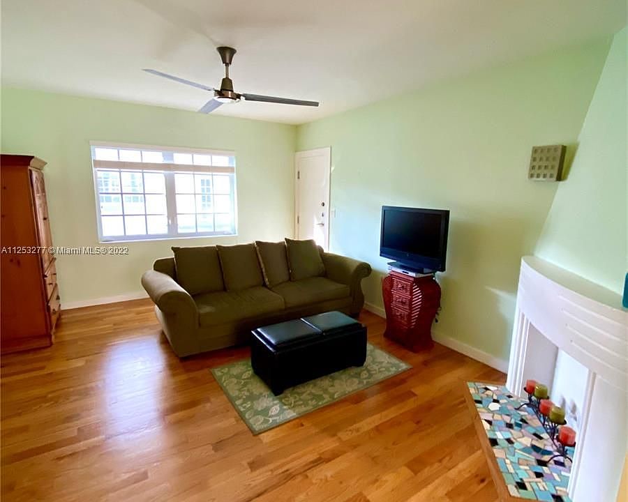 1st image of 1211 Meridian Ave APT 4