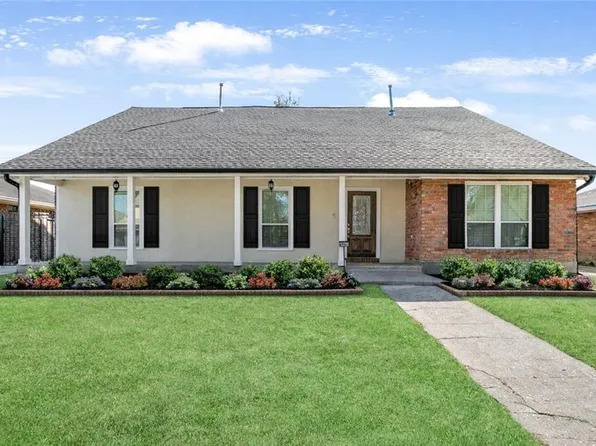 6906 Lake Willow Dr, New Orleans, LA 70126