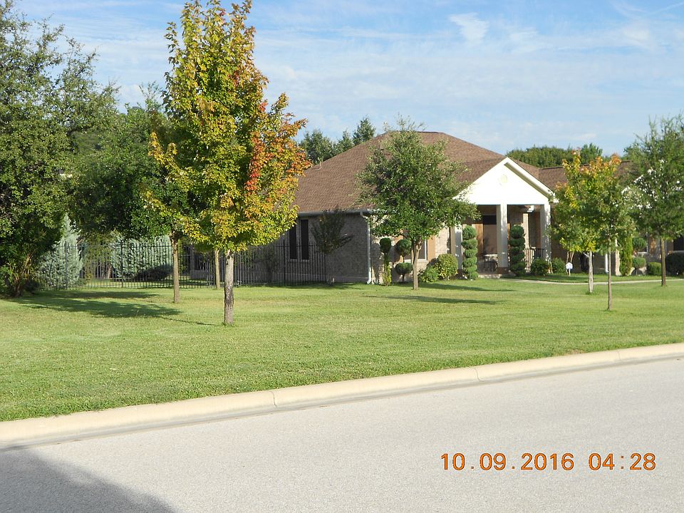 1st image of 1905 Blue Heron Ln
