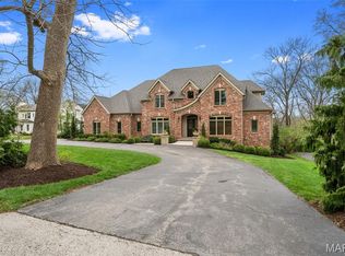 511 S Warson Rd, Saint Louis, MO 63124